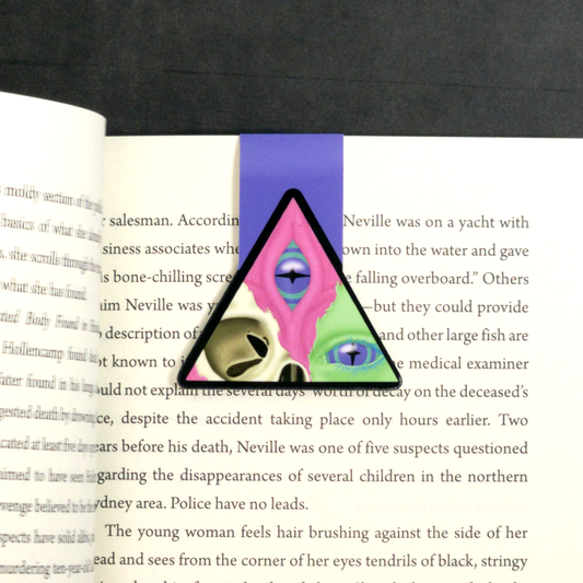 Triangle Skull Magnetic Bookmark